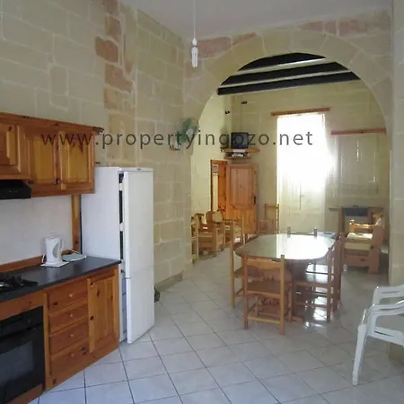 Large Double Bed At Corner House With Roof Pool Maison d'hôtes